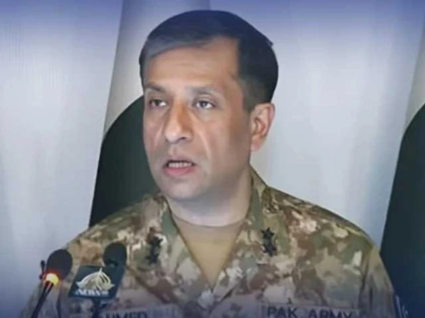 ڈی جی آئی ایس پی آر کا فاسٹ یونیورسٹی اسلام آباد کا دورہ، طلبہء اور اساتذہ کے ساتھ خصوصی نشست