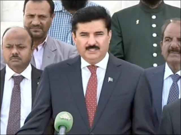 چاہتے ہیں تمام سیاسی جماعتوں کو بینظیر انکم سپورٹ پروگرام ملنا چاہیے، فیصل کریم کنڈی