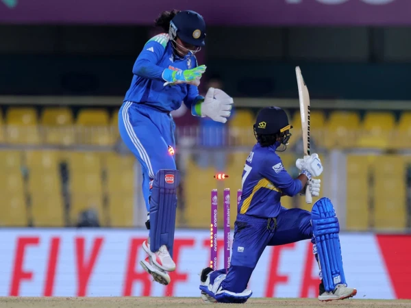ویمنز ورلڈکپ: افتتاحی میچ میں بھارت نے سری لنکا کو زیر کرلیا