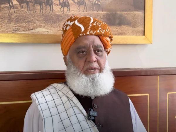 پاک-افغان کشیدگی، کردار ادا کرنے کو تیار ہوں لیکن زمینی راہ ہموار کرنی ہوگی، مولانا فضل الرحمان