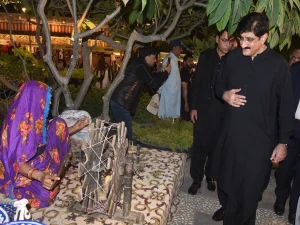 گورنر کی تبدیلی میں سندھ کے وزیر اعلیٰ کا کردار نہیں، ہم سے نہیں پوچھا جاتا، مراد علی شاہ