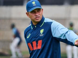 عثمان خواجہ کا پرتھ کی پچ پر نامناسب تبصرہ، بڑی مشکل میں پھنس گئے