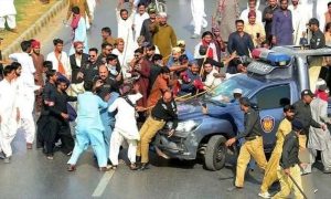 شارع فیصل پر ہنگامہ آرائی، دہشت گردی ایکٹ کے تحت مقدمات درج