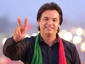 عثمان ڈار نے اپنا نام ای سی ایل سے نکلوانے کیلئے لاہور ہائیکورٹ سے رجوع کرلیا