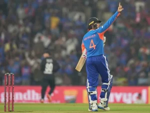 ابھیشک شرما نے ٹی20 کرکٹ میں نیا ریکارڈ قائم کردیا