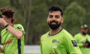 بگ بیش لیگ میں سڈنی تھنڈر کے لیے باقی میچز نہ کھیل سکوں گا، شاداب خان