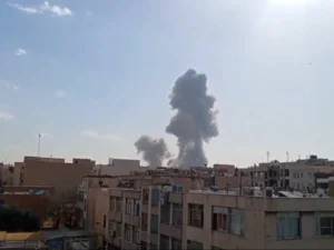 اسرائیل اور امریکا کا ایران پر مشترکہ حملہ، ایران کا بھی جوابی حملہ