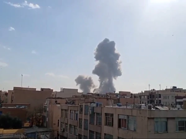 اسرائیل اور امریکا کا ایران پر مشترکہ حملہ، ایران کا بھی جوابی حملہ