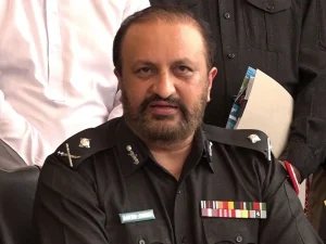 حضرت لعل شہباز قلندر کے سالا عرس پر مثالی سیکیورٹی، آئی جی سندھ کا افسران کو خراج تحسین