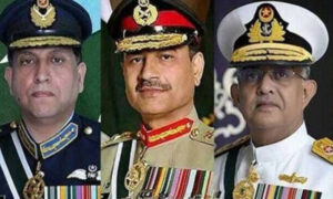 ہر قسم کے خطرات کا مقابلہ کرنے کیلئے مکمل طور پر تیار ہیں، مسلح افواج کے سربراہان کے خصوصی پیغام