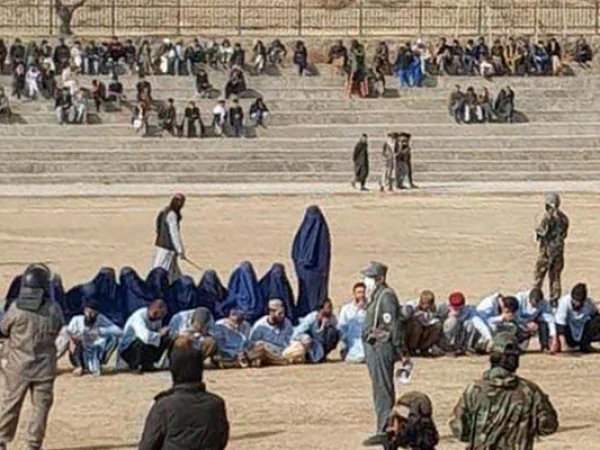 افغانستان میں خواتین پر پابندیاں، عالمی سطح پر بڑا مطالبہ سامنے آگیا