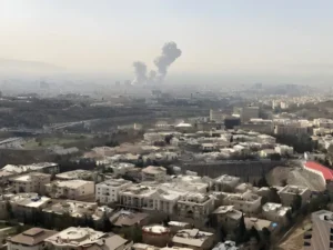 آیت اللّٰہ خامنہ ای کی شہادت کے بعد ایران کے 27 امریکی اڈوں پر شدید حملے