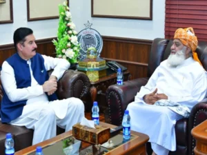 گورنر فیصل کریم کنڈی کی مولانا فضل الرحمان سے ون آن ون ملاقات