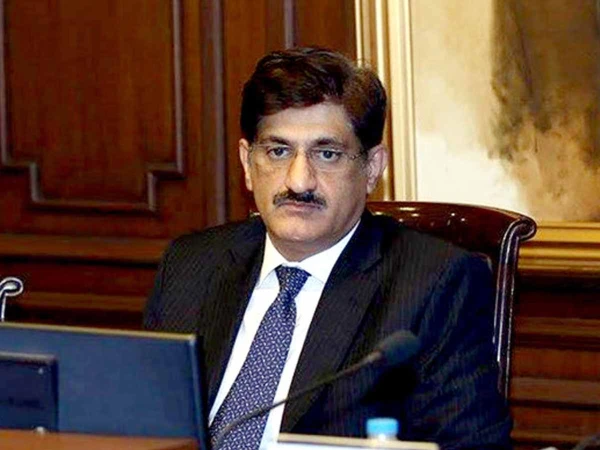 کراچی میں طوفانی بارش، مختلف حادثات میں ہلاکتوں پر وزیراعلیٰ نے فوری نوٹس لے لیا