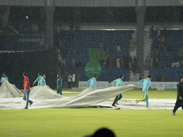 نیشنل ٹی ٹوئنٹی کپ: بارش سے متاثرہ میچ میں لاہور وائٹس نے فیصل آباد کو شکست دے دی