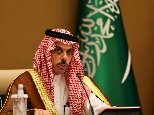 سعودی عرب کا ایران کو سخت الٹی میٹم، حملے نہ رکے تو جواب کیلئے تیار رہو