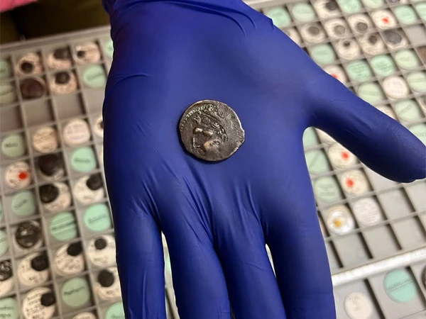 کرائے کیلئے استعمال شدہ سکّہ دو ہزار برس پُرانا نک