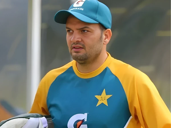 عثمان قادر کا انٹرنیشنل کرکٹ سے ریٹائرمنٹ واپس لینے کا اعلان