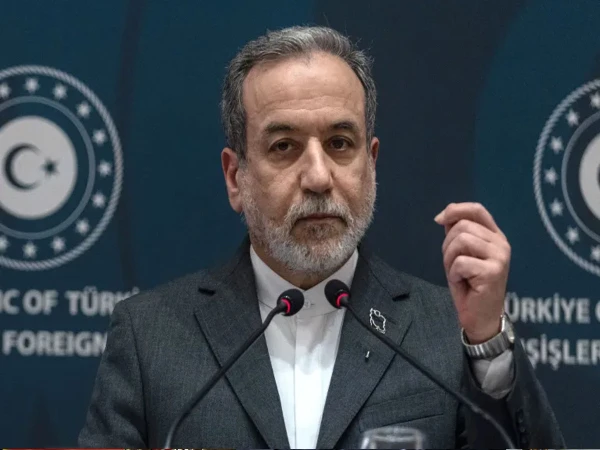 ایرانی وزیرخارجہ کی امریکی نمائندے سے رابطے کی تصدیق، مذاکرات سے انکار