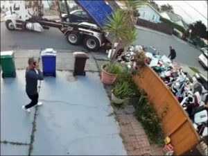 بل ادا نہ کرنے پر کمپنی کا انوکھا انتقام! ٹرک کا پورا کچرا کسٹمر کے لان میں الٹ دیا