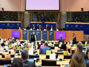 خلیج تعاون کونسل نے آبنائے ہرمز پر جہازوں سے فیس کی تجویز مسترد کردی