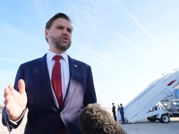 امریکی نائب صدر جے ڈی وینس آج اسلام آباد نہیں جائیں گے، وائٹ ہاؤس نے تصدیق کر دی