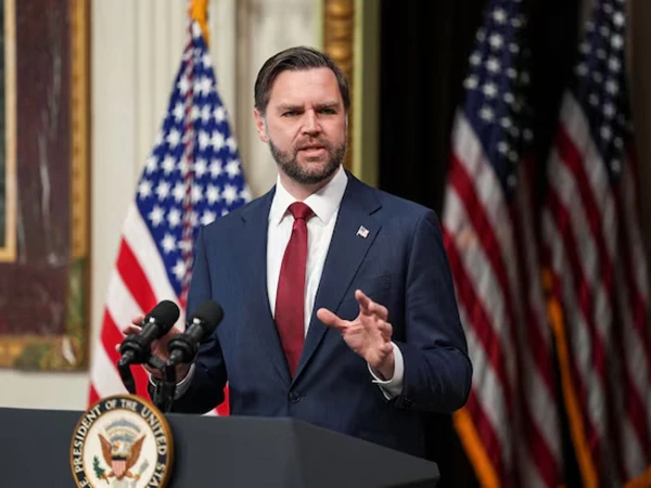 ایرانی حکام کو ایک بہترین پیشکش دی ہے اور اپنی ریڈ لائنز واضح کردیں، امریکی نائب صدر