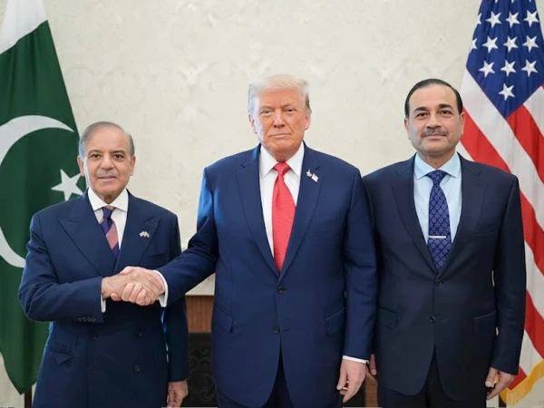 پاکستان کی قیادت قابل احترام، ٹرمپ نے ایک بار پھر تعریفوں کے پل باندھ دیے