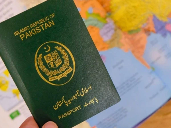 پاکستانی پاسپورٹ دنیا کے 101 بہترین پاسپورٹ میں شامل
