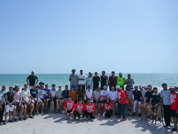 پی ایس ایل میں شامل کرکٹرز نے ساحل سمندر کا رخ کر لیا