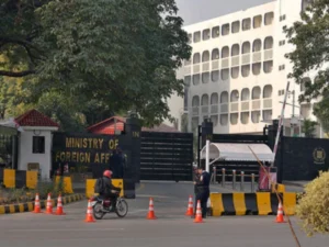 پاکستان کی ایران اور امریکا کے درمیان ثالثی سے متعلق جھوٹی خبروں کی تردید