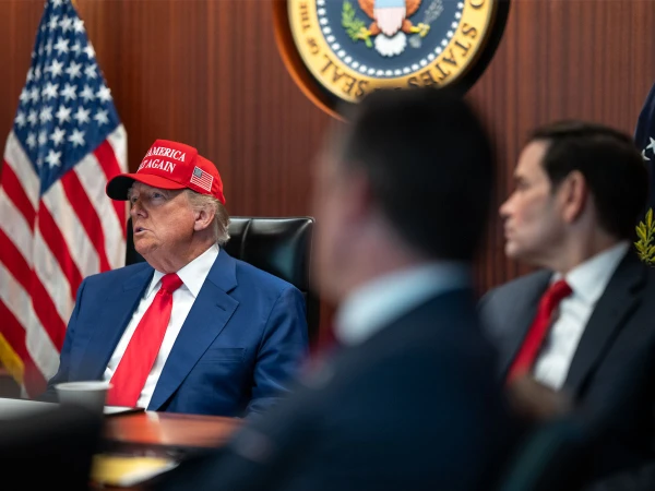 ایران کی نئی تجویز پر ٹرمپ اپنی قومی سلامتی ٹیم کیساتھ سر جوڑ کر بیٹھ گئے