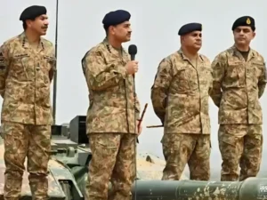 فیلڈ مارشل سید عاصم منیر کا ٹلہ فائرنگ رینج کا دورہ، آپریشنل تیاریوں کا جائزہ لیا