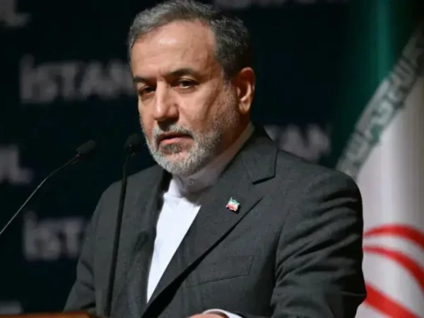 امریکی حملوں کے بعد ایران متحرک، سعودی اور ترک وزرائے خارجہ سے ہنگامی رابطے