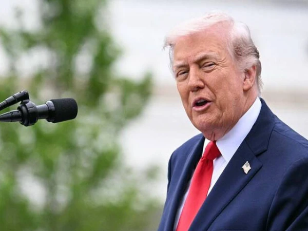 ایران مثبت رویہ اپنائے تو 300 ارب ڈالر کے فنڈ تک رسائی مل سکتی ہے، ٹرمپ