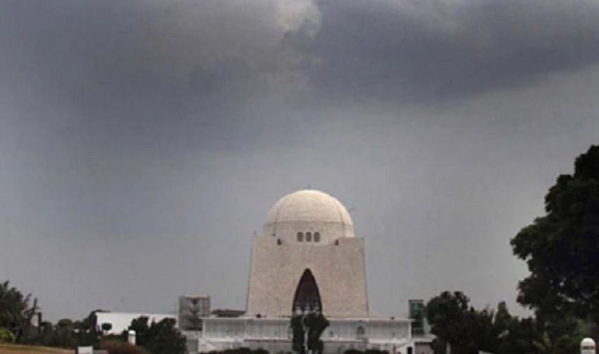 کراچی میں سمندری ہوائیں مکمل طور پر فعال، صبح اور رات کے اوقات میں بوندا باندی کا امکان