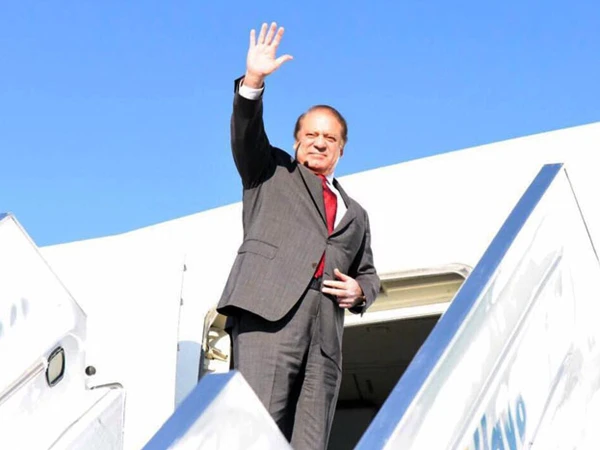 انتخابی مہم عروج پر، قائد مسلم لیگ (ن) نواز شریف گلگت بلتستان پہنچ گئے