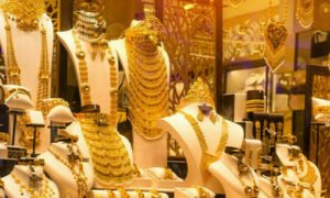 سونا پھر مہنگا ہوگیا، عالمی اور ملکی مارکیٹ میں قیمت میں نمایاں اضافہ