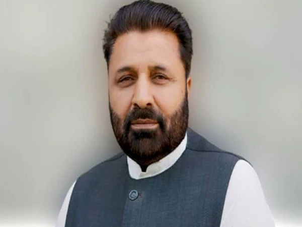 حکومت سندھ کے تعاون سے قدرتی آفات سے متاثرہ افراد کیلئے گھر تعمیر کر رہے ہیں، وزیراعلیٰ گلگت بلتستان