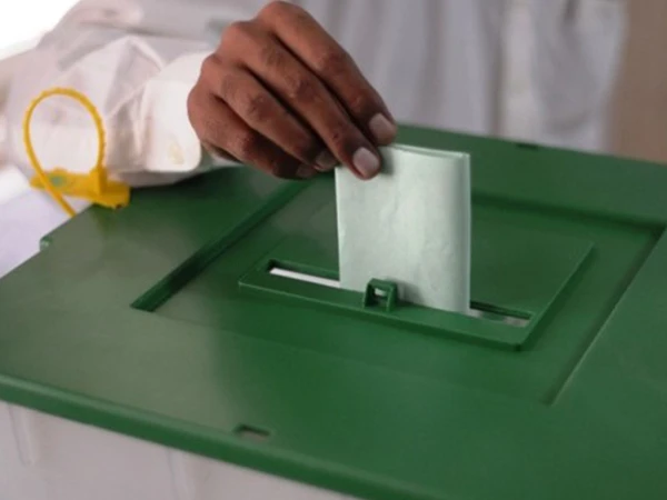 آزاد کشمیر انتخابات کے 3 مراحل مکمل، بڑے برج الٹ گئے