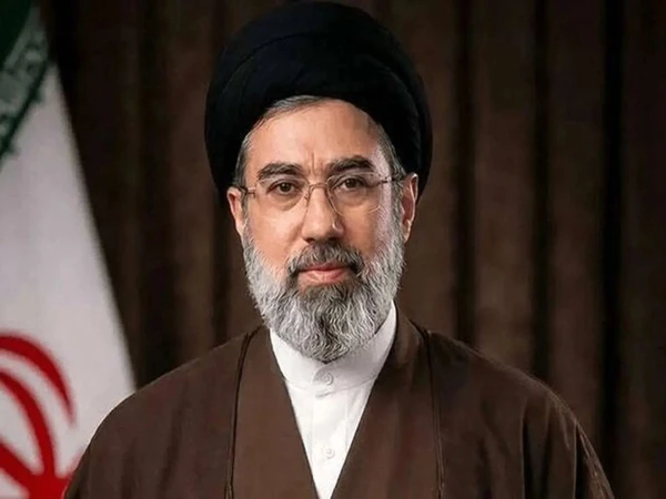 مجتبیٰ خامنہ ای کی صحت تشویشناک؟ ایرانی صدر بھی دوبدو ملاقات کو مشکل قرار دے چکے ہیں