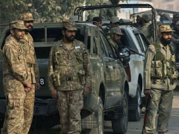 قلات، سیکیورٹی فورسز نے دہشت گردوں کی چیک پوسٹ تباہ کر دی، 5 دہشت گرد ہلاک، 23 مغوی بازیاب
