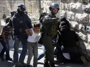 مقبوضہ مغربی کنارے میں اسرائیلی فورسز کی کارروائی، 2 فلسطینی بچے گرفتار